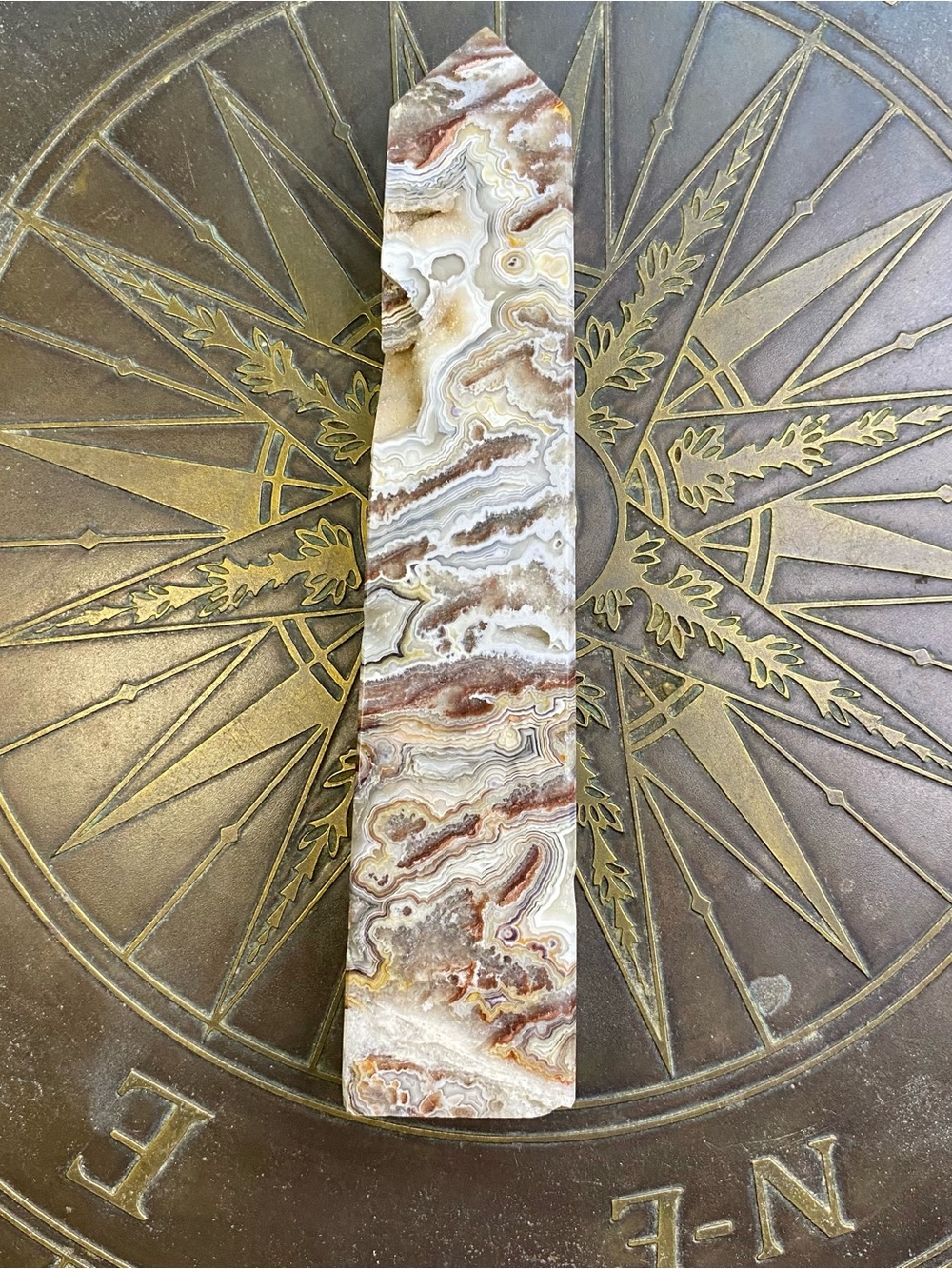 8” High Quality Mexican Crazy Lace Obelisk | Intricate Fortification Banding